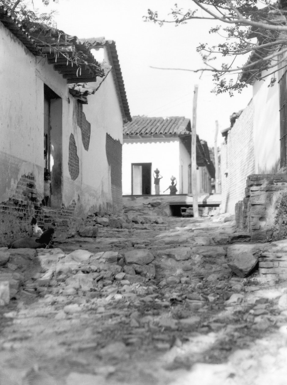 Mujeres en Tehuantepec, México, 1929 de Tina Modotti