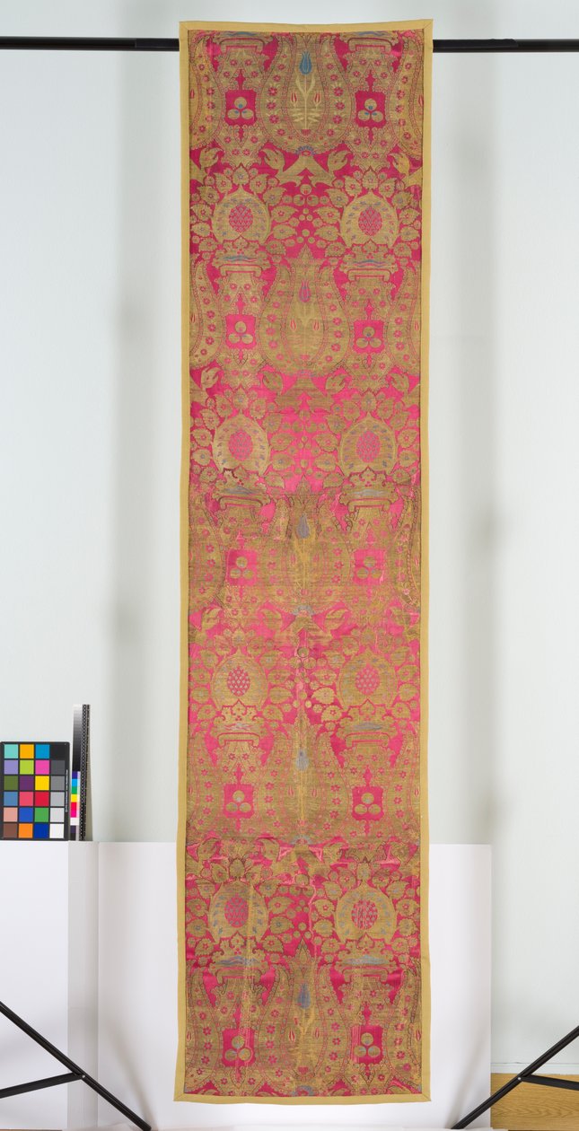 Panel textil de lampás de Turkish School