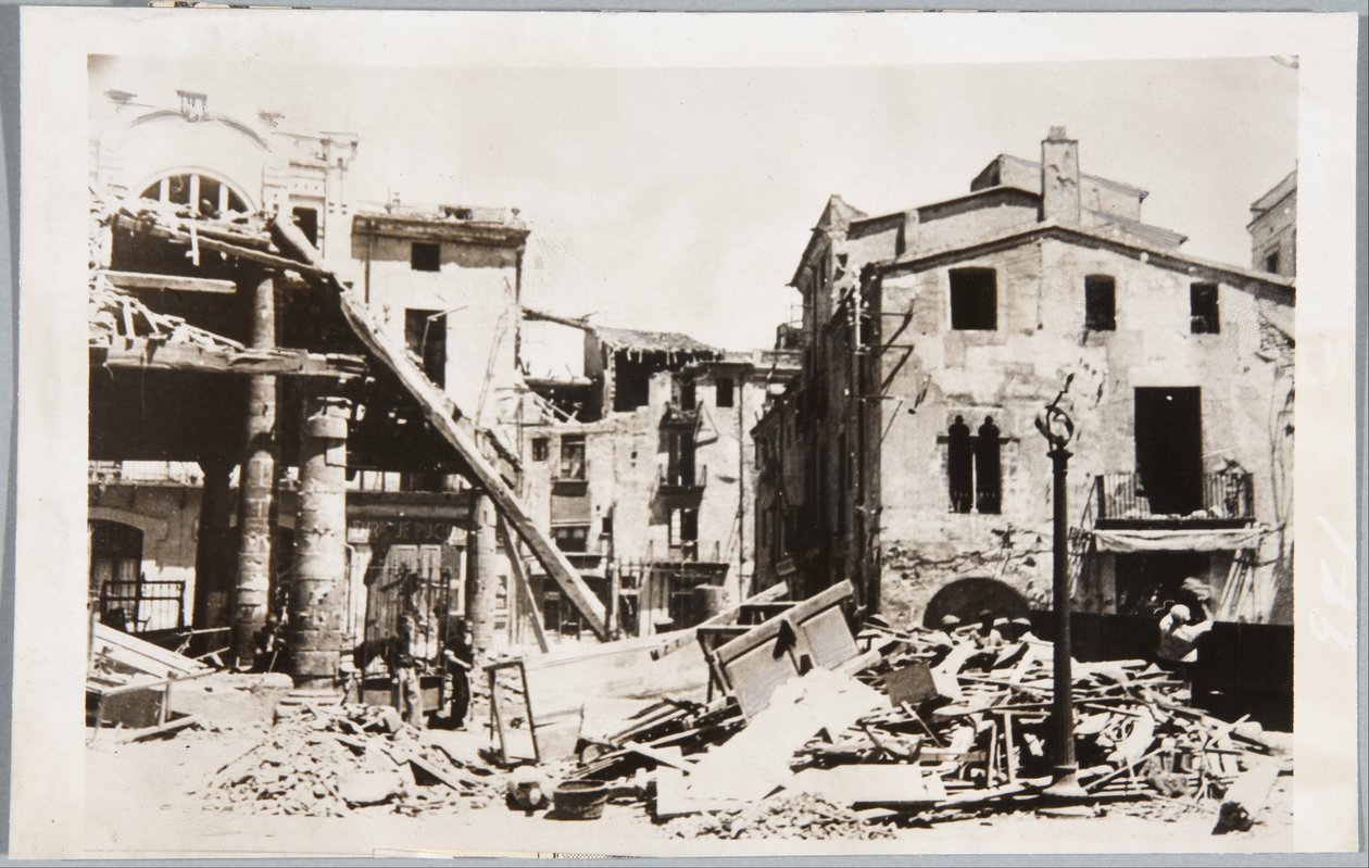 Después de los bombardeos en Granollers de Unbekannt Unbekannt