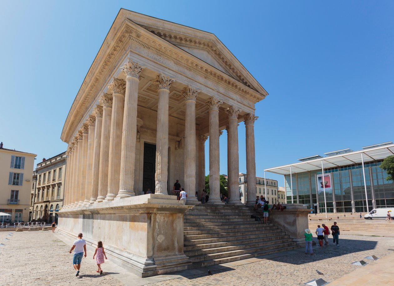 Nimes, Francia. Maison Carrée. de Unbekannt Unbekannt