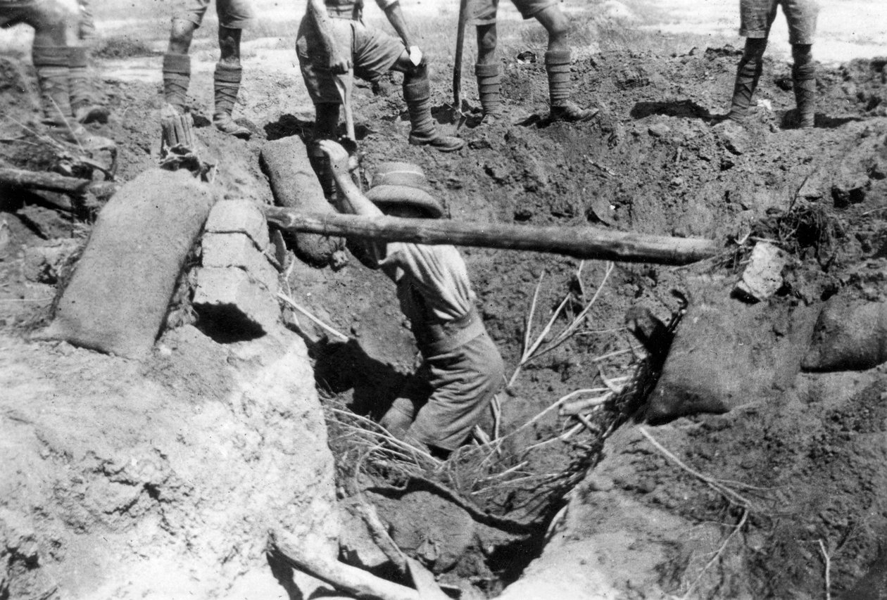 Un refugio británico colapsado, Mesopotamia, Primera Guerra Mundial, 1918 de Unbekannt