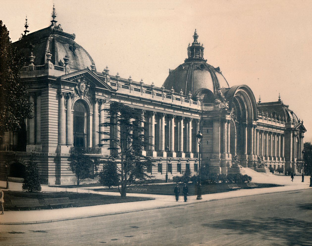 París. - El Petit Palais. - LL, c1910 de Unbekannt