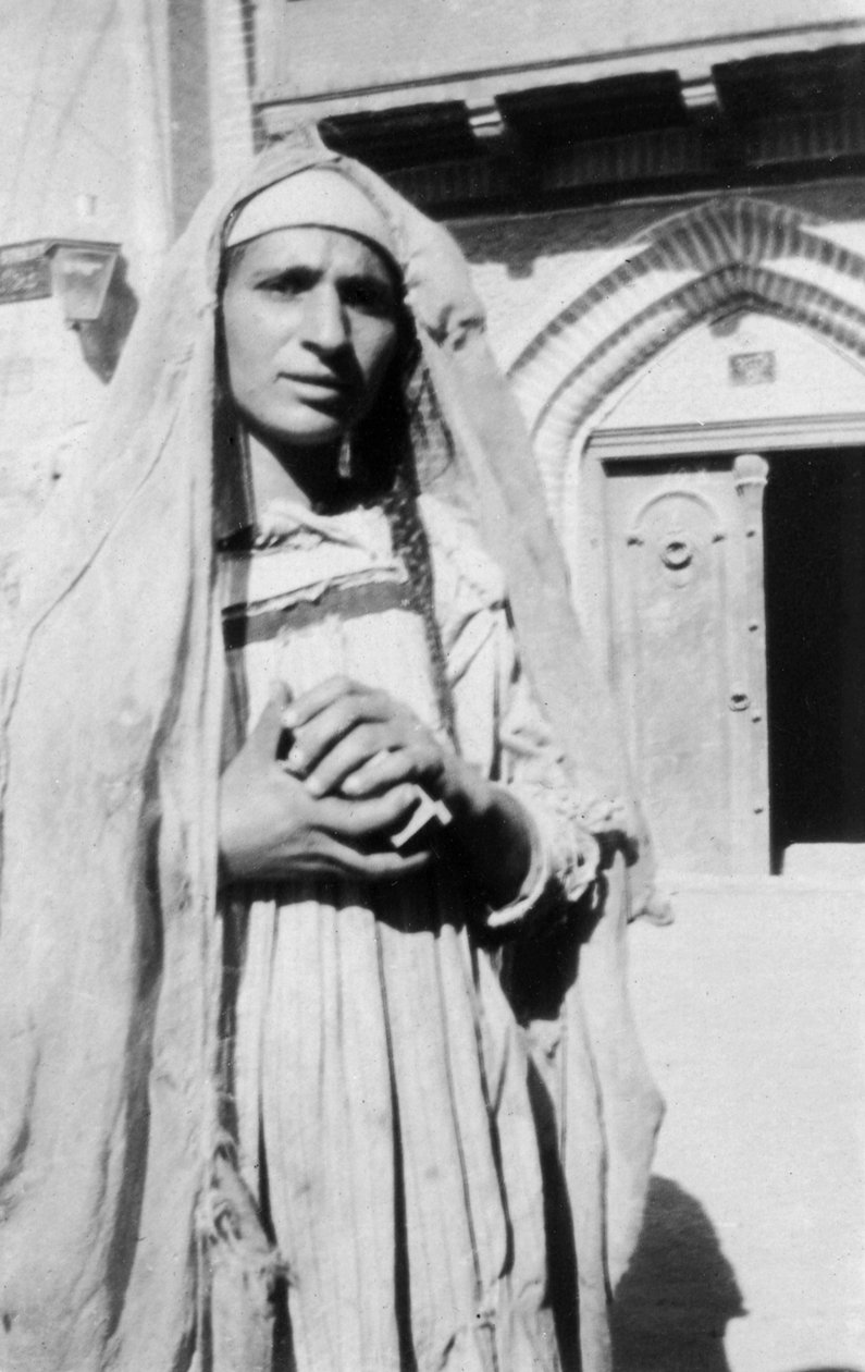 Mujer persa, 1917-1919 de Unbekannt