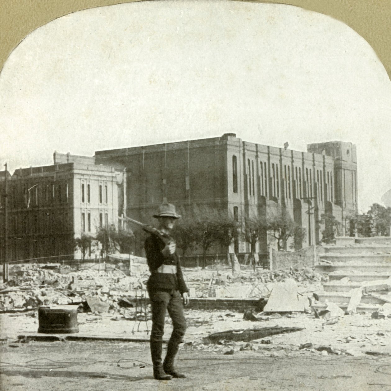 Ruinas de la Iglesia Católica de San Ignacio, 1906 de Unbekannt