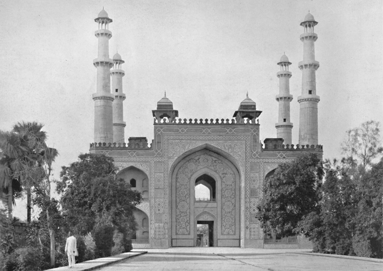 Sikandra. Puerta de la tumba de Akbar, c1910 de Unbekannt