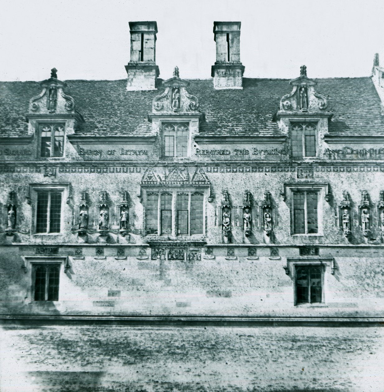 Stapleford. Hall. Fachada Este de Unbekannt