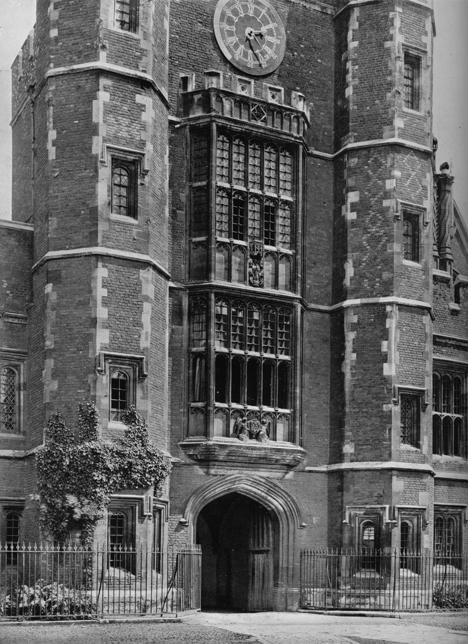 La entrada a los claustros bajo la Torre de Lupton, 1926 de Unbekannt