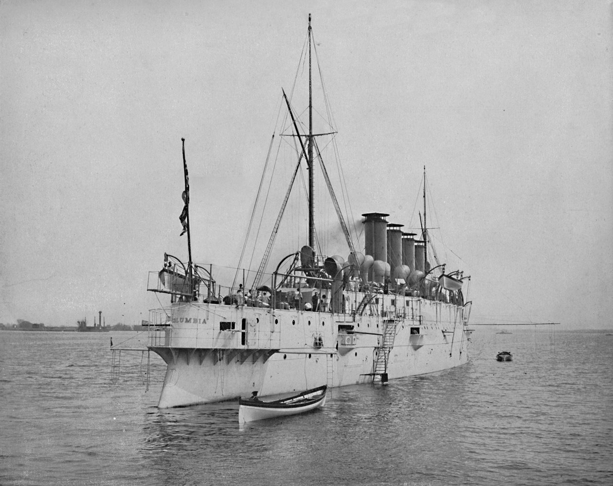El Crucero Protegido Columbia, c. 1897 de Unbekannt