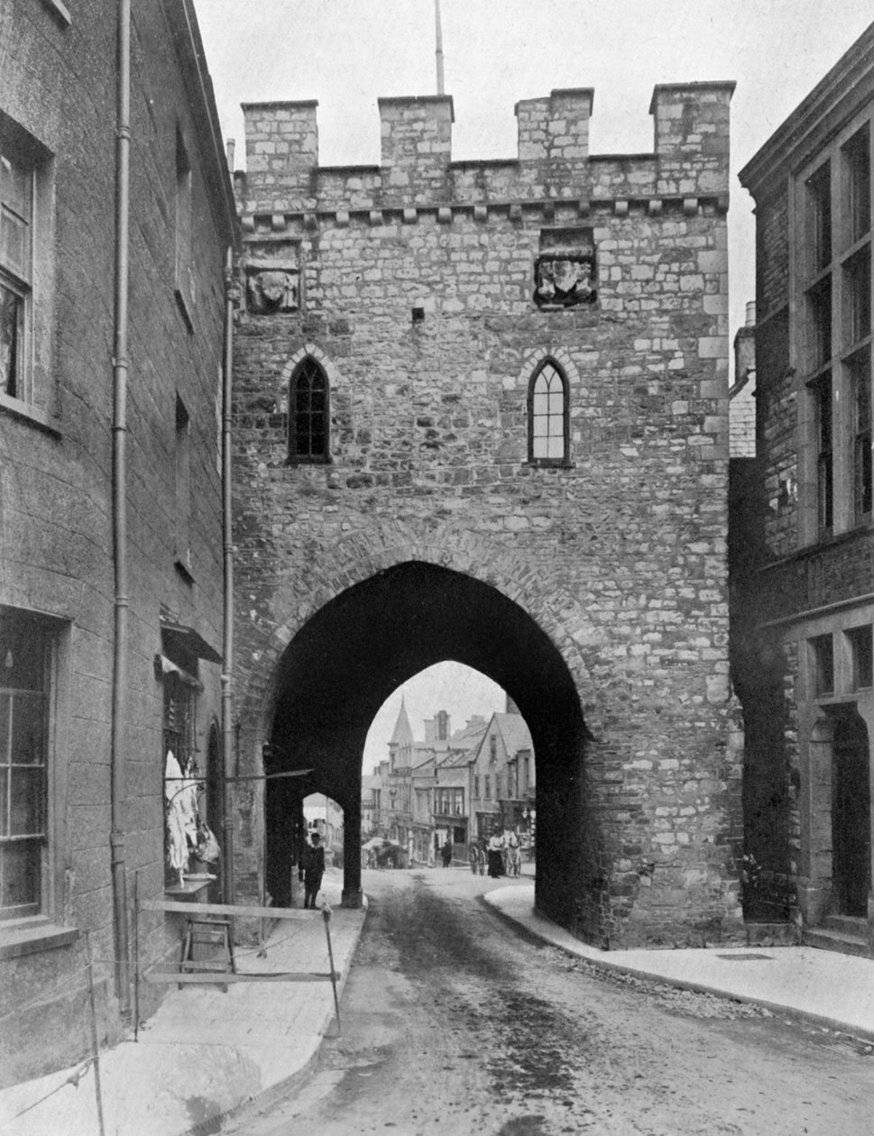 La puerta de la ciudad, Chepstow, Monmouthshire, Gales, 1924-1926 de Unbekannt