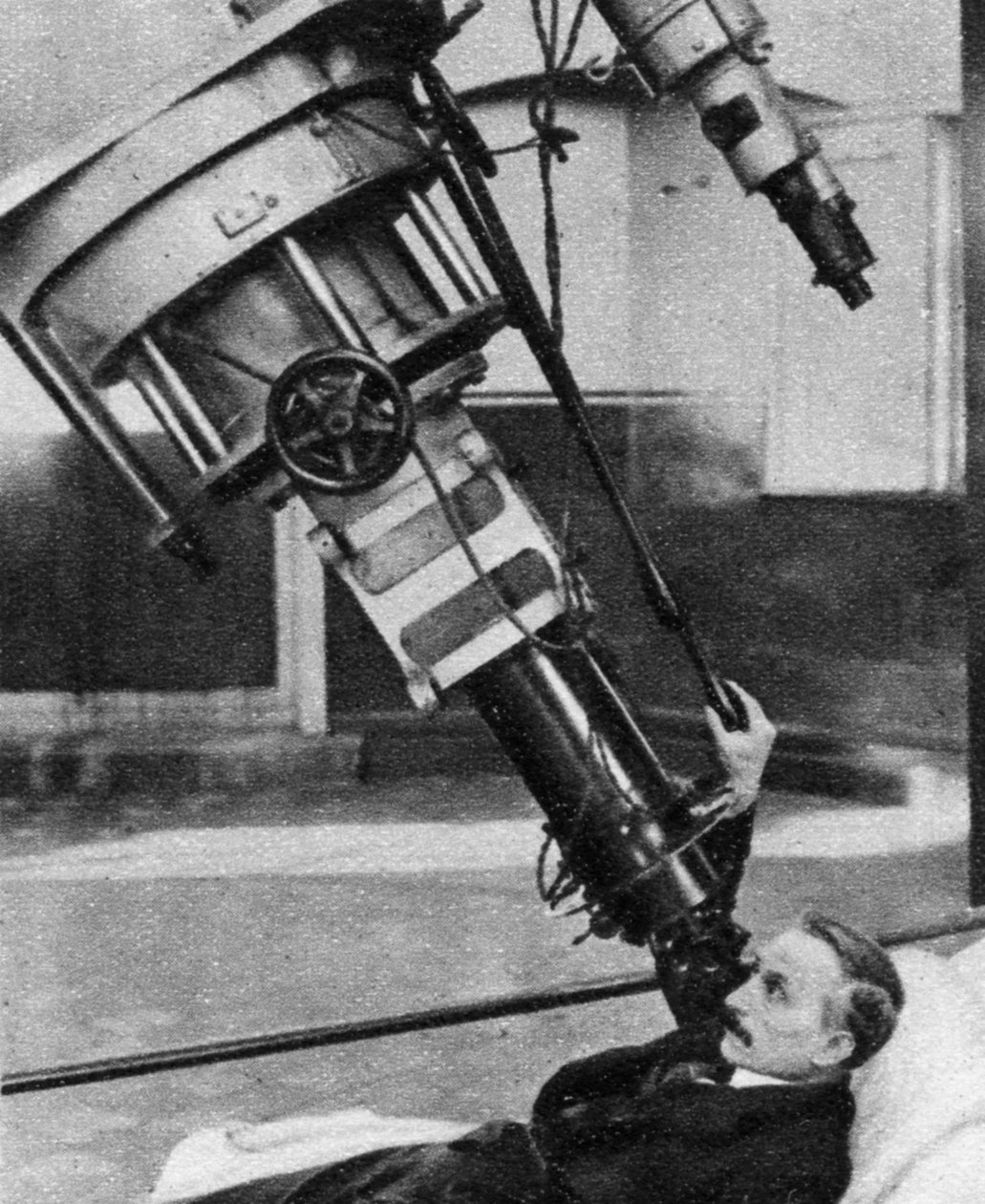 Telescopio reflector de veintiocho pulgadas, Observatorio de Greenwich, Londres, 1926-1927 de Unbekannt