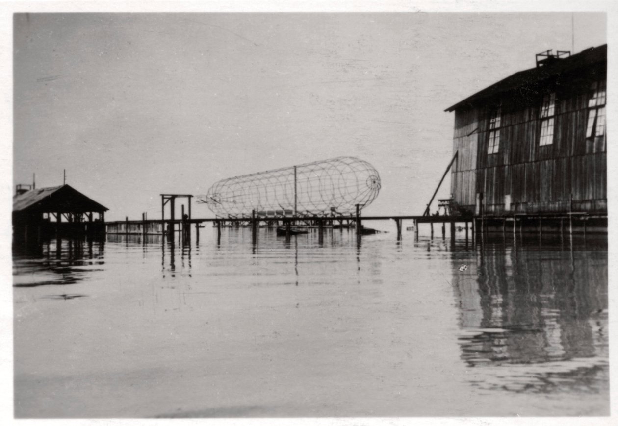 Zeppelin LZ 6 en construcción, Alemania, 1909-1933 de Unbekannt