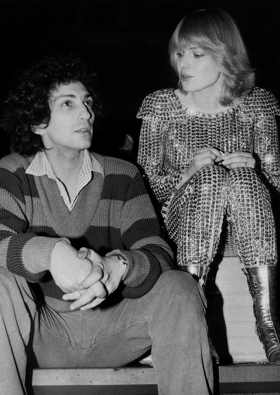 El compositor y cantante francés Michel Berger con su esposa la cantante France Gall en el ensayo de Starmania, 4 de abril de 1979 de Unbekannt Unbekannt
