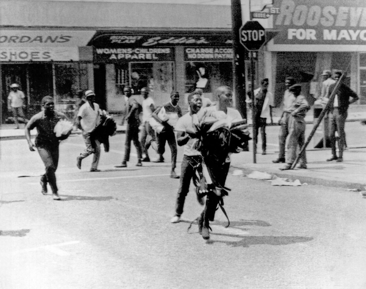 Saqueo durante los disturbios de Watts de 1965 de Unbekannt Unbekannt