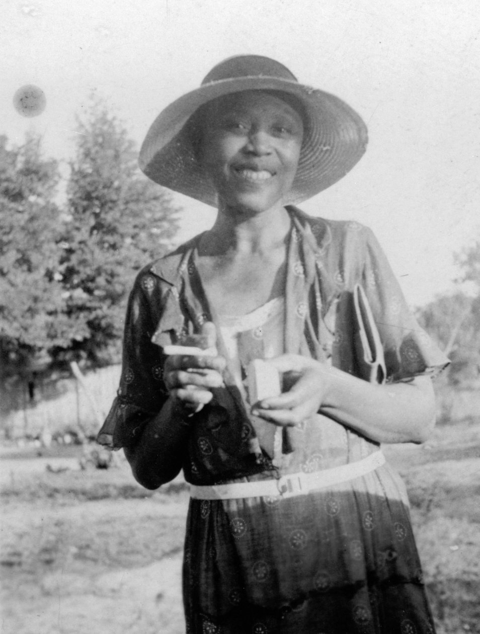 Mujer sonriente, c.1935 de Benjamin Baud