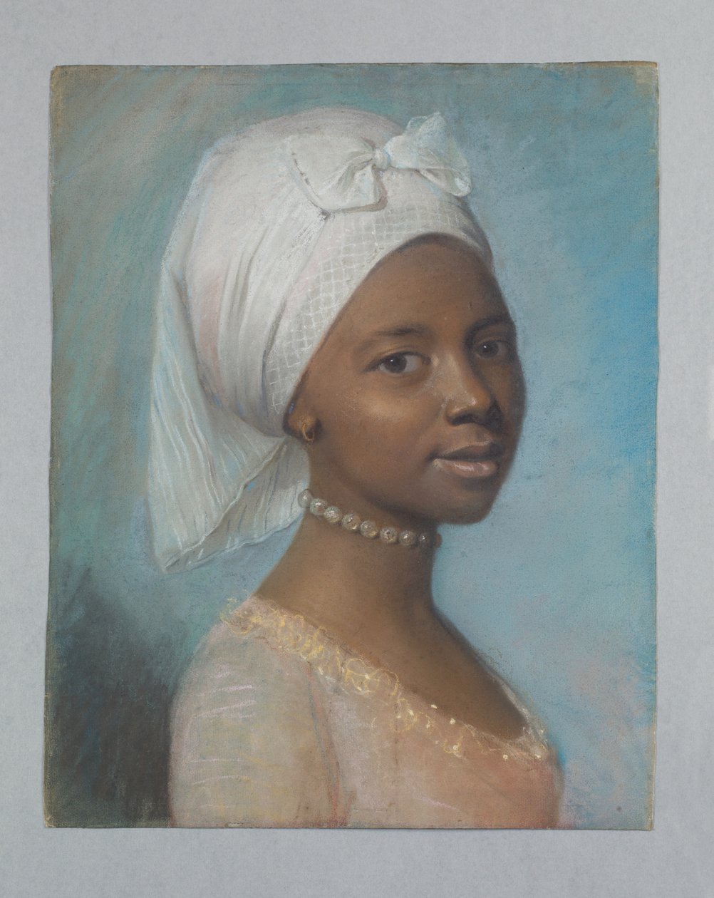 retrato de una mujer joven de Unknown