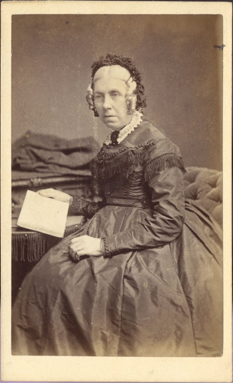 Mujer con un libro, hacia 1860 (fotografía) de Unknown photographer