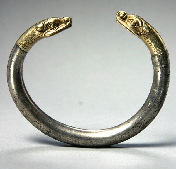 Brazalete de Urartian