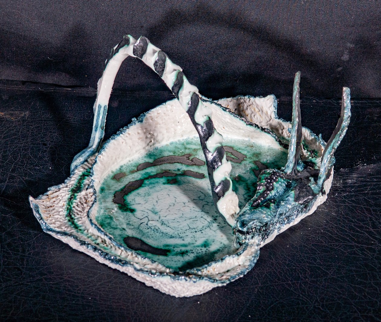 Plato de dragón de Vincent Alexander Booth