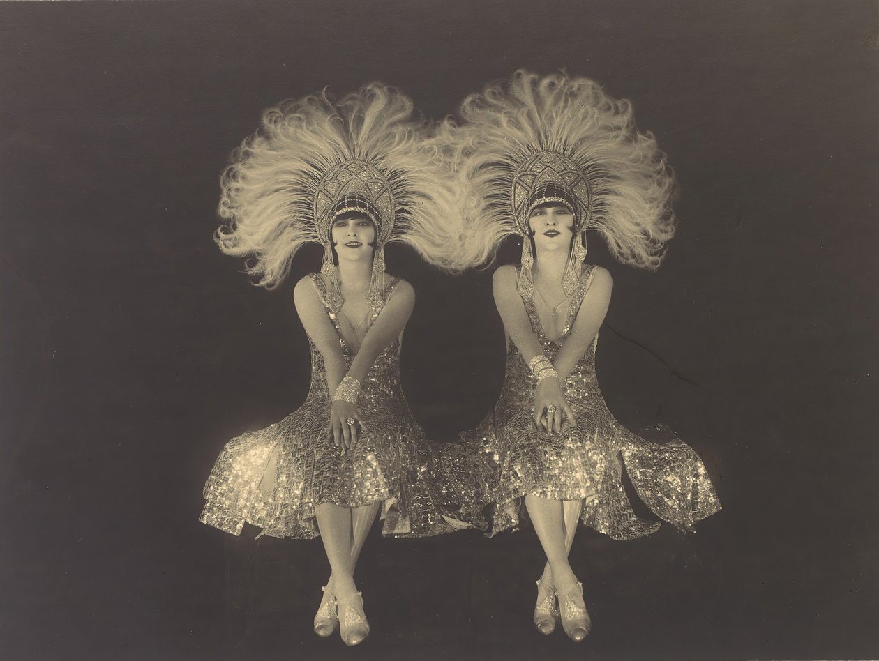 Las Hermanas Dolly, años 1920 de Walery