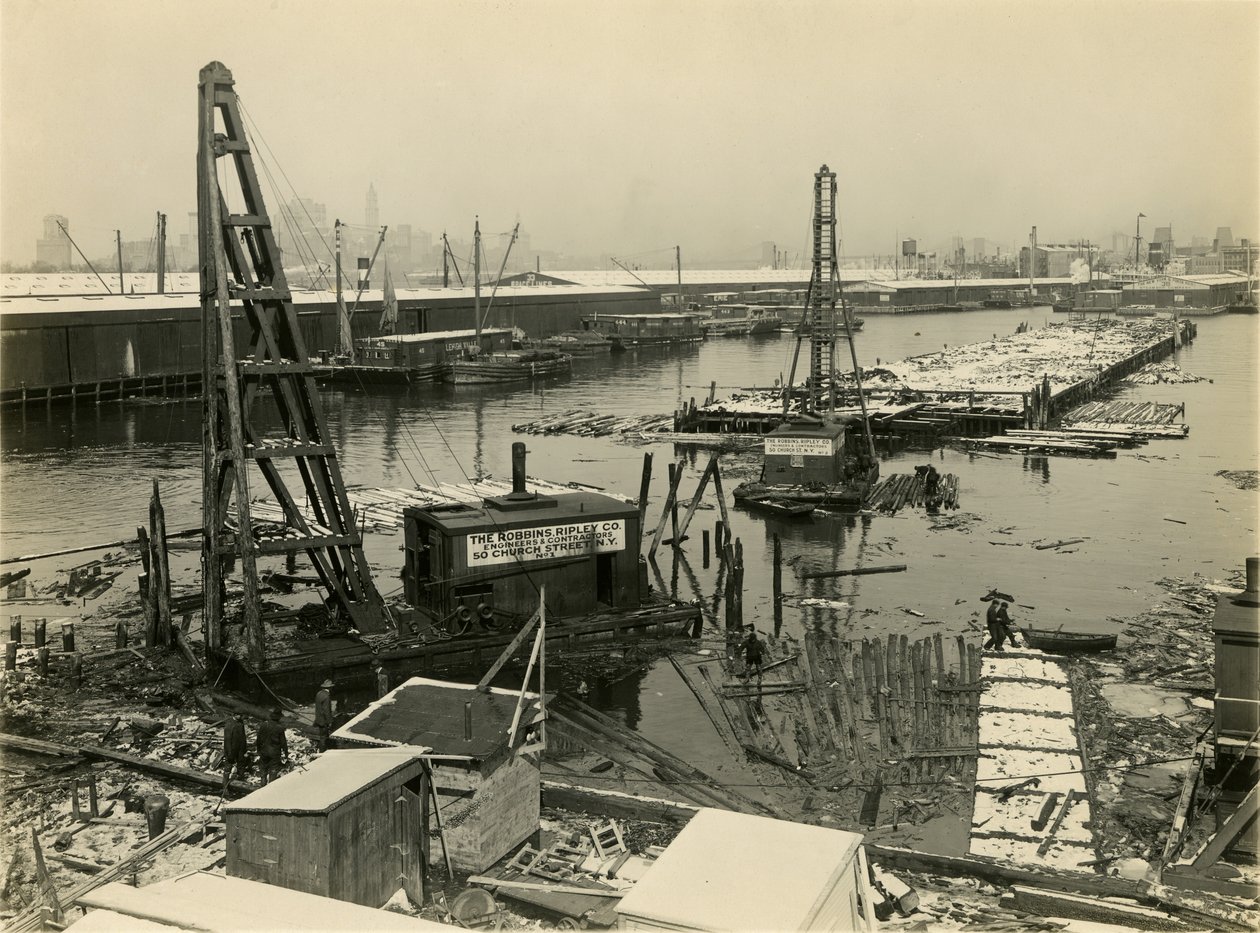 Sitio industrial no identificado en la costa de William Davis Hassler