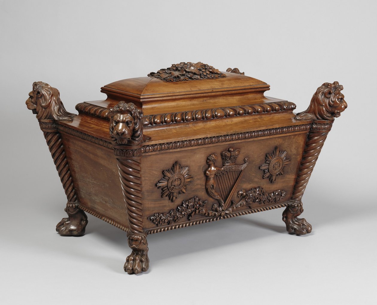 Enfriador de vino, c.1821 de Williams and Gibton Mack