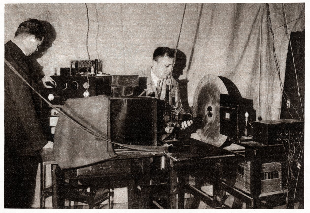 Denes Mihaly primer televisor de . .