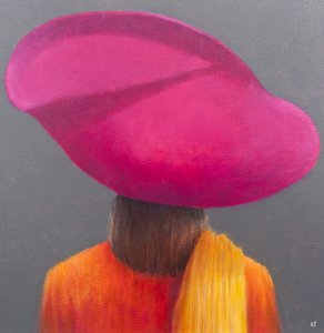 Sombrero magenta, chaqueta azafrán, 2014