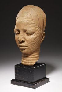 Cabeza de santuario, cultura Yoruba, Nigeria (terracota)