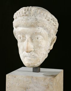 Cabeza del emperador Teodosio II (408-450)