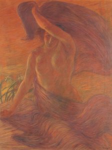 Mujer con el pecho desnudo usando un velo como vestido