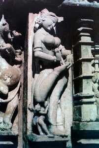 Escultura erótica, Khajuraho, India. c950-1050. siglo XX