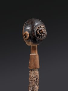 Cuchillo (acero y madera)