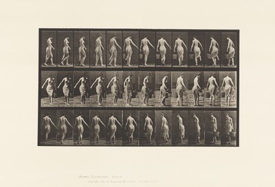 Placa 50. Caminando, llevando un cubo de Eadweard Muybridge