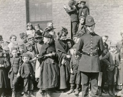 El funeral de un policía de Londres, 1894 de Paul Martin