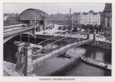 Berlín: Bahnhof Friedrichstrasse de Photographer German