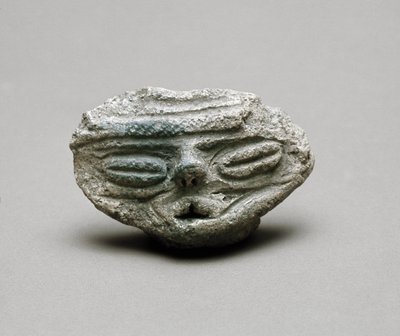 Cabeza de terracota, período Jomon siglo VI-III a.C. de Japanese School