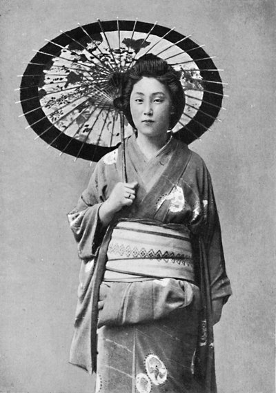 Una dama japonesa con traje de paseo, 1902 de Unbekannt