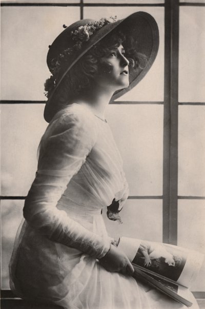 Miss Gabrielle Ray, 1883-1973, c1930 de Unbekannt