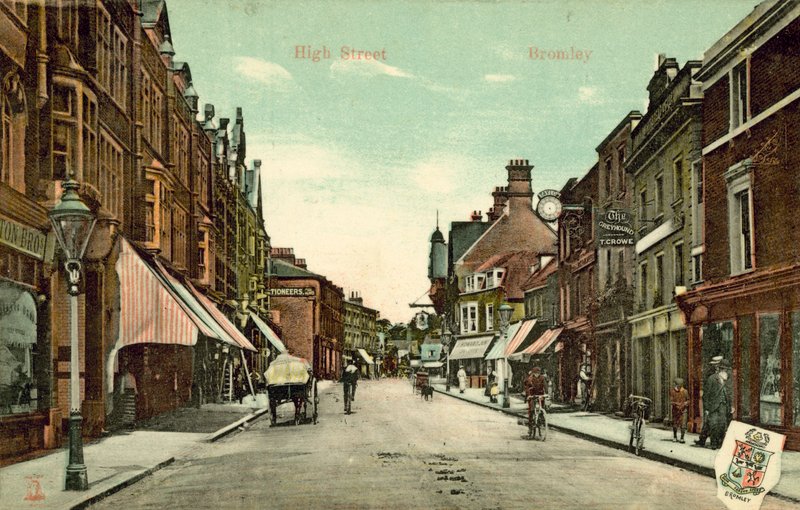 High Street, Bromley (foto en color) de (after) English photographer