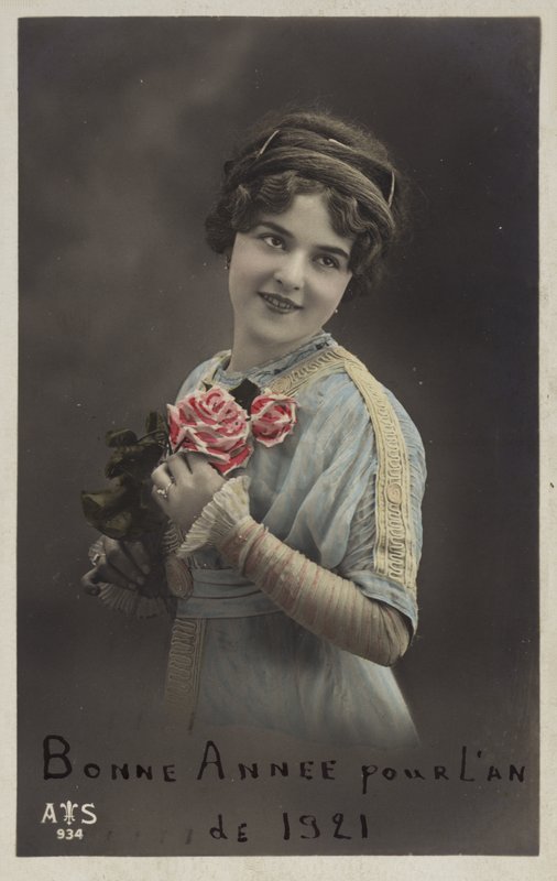Niña sosteniendo rosas de French Photographer