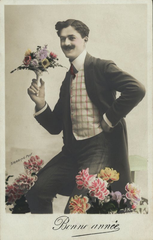 Hombre con un ramo de French Photographer