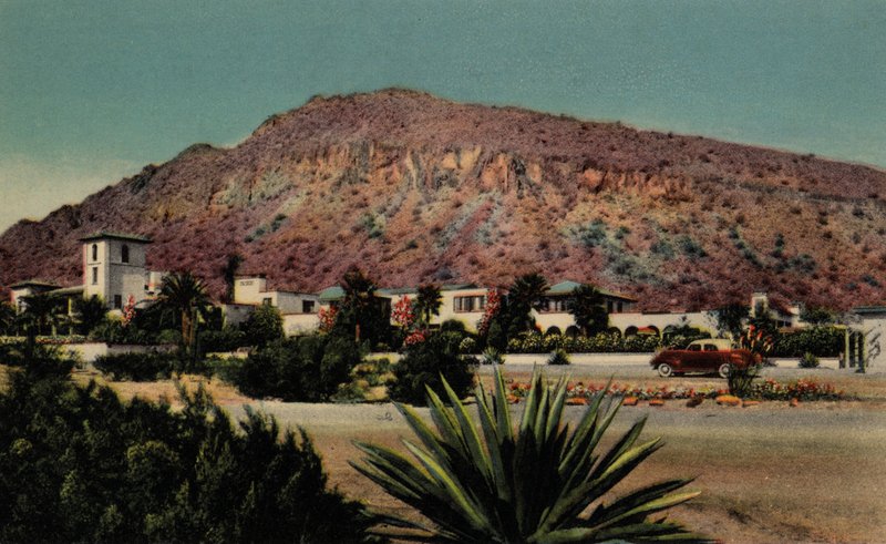 Phoenix, Arizona: Paradise Inn de American Photographer (after)