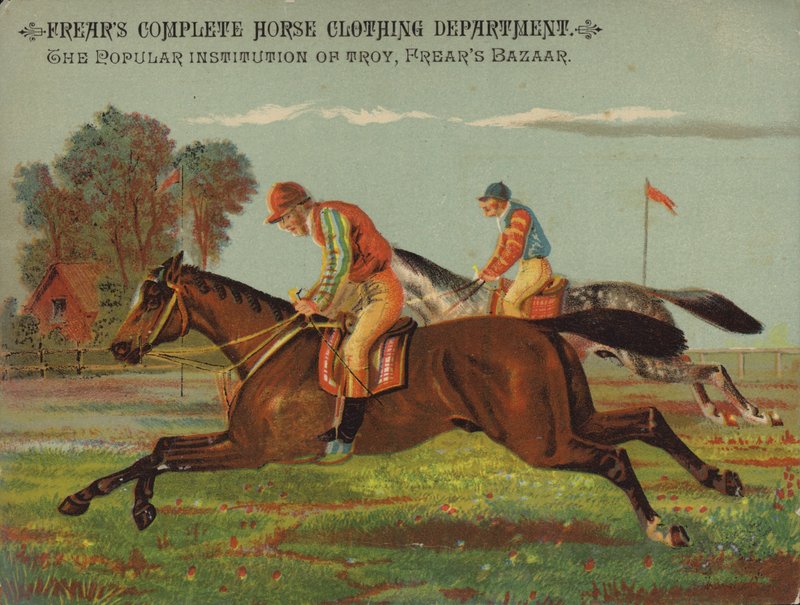 Caballos galopando con jinetes de American School