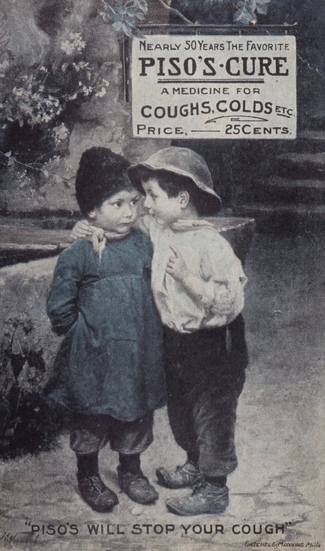 Niño dando consejos de American School