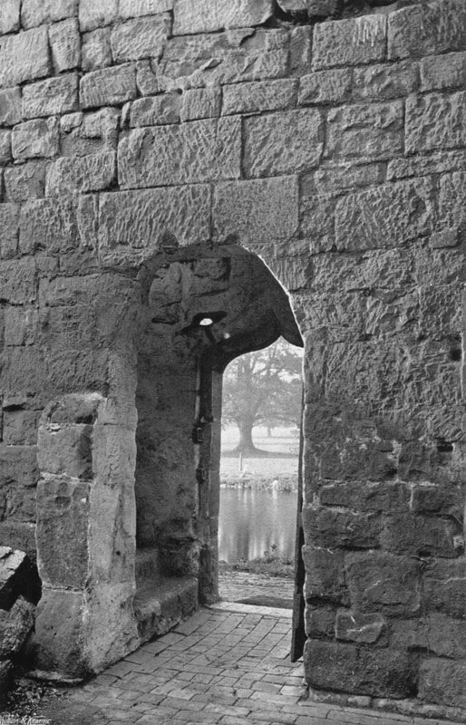 Escaleras a las Almenas de Charles Latham