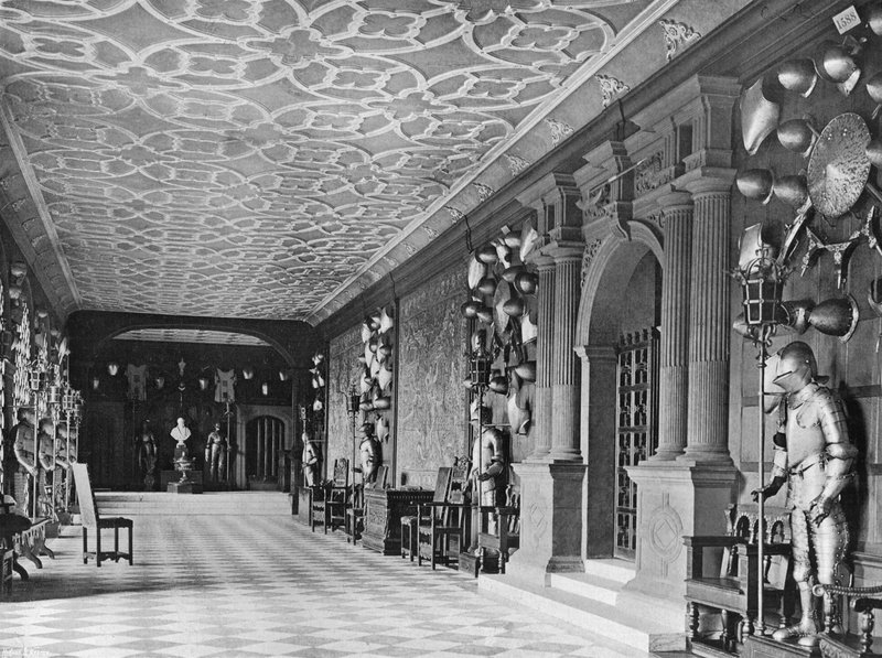 El Claustro o Armería de Charles Latham