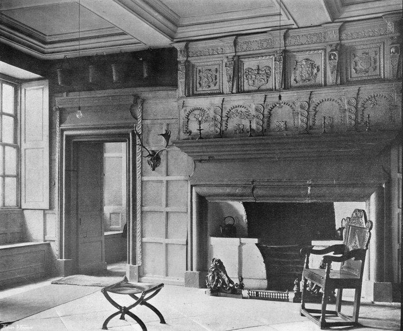 El Salón Antiguo de Charles Latham