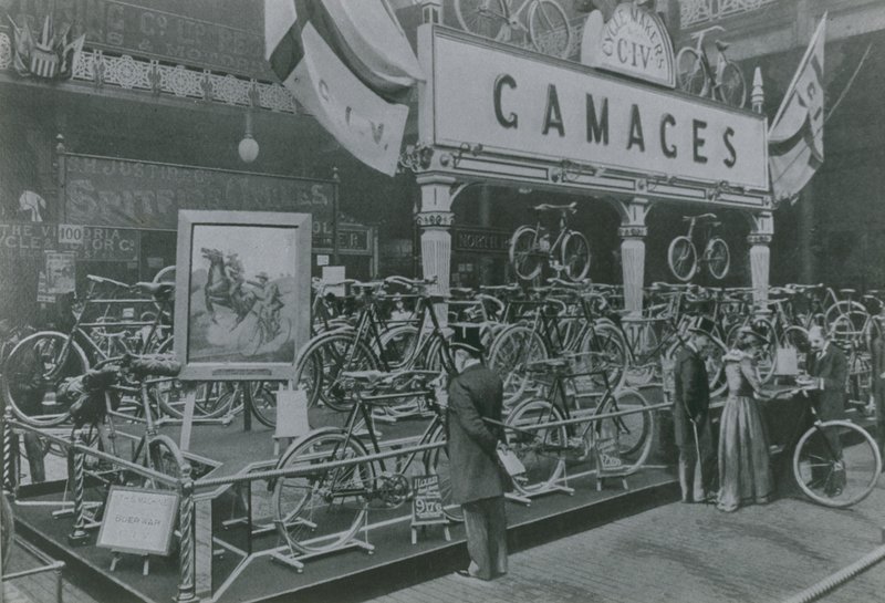 Bicicletas en Gamages de English Photographer