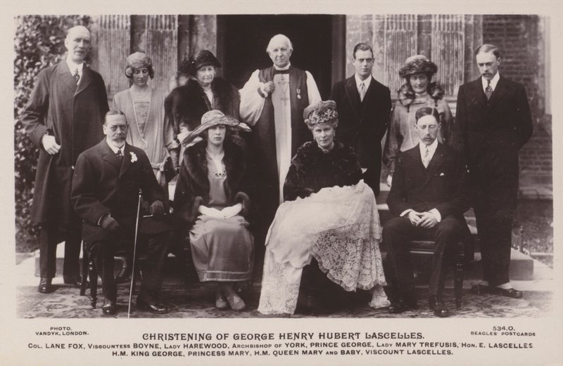 Bautizo de George Henry Hubert Lascelles de English Photographer