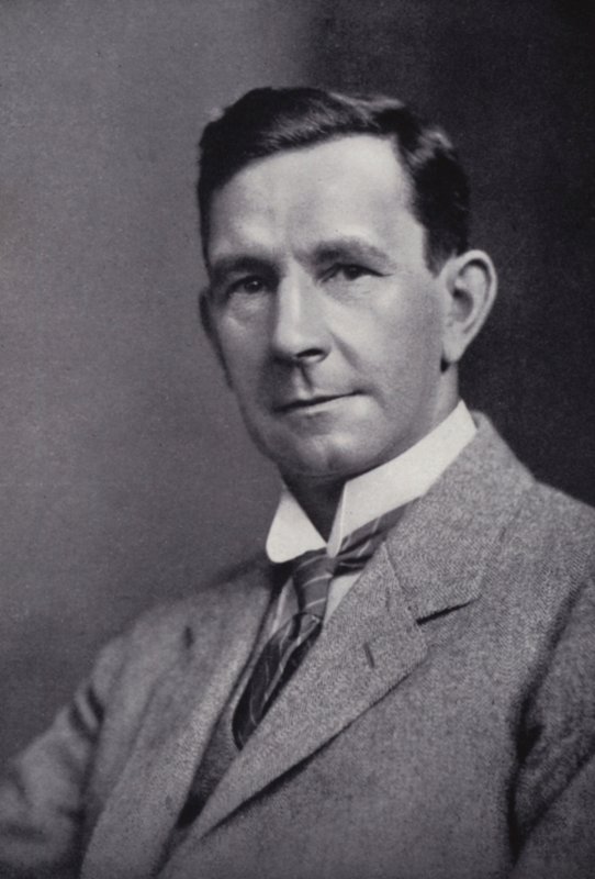 Dr. G. C. Simpson de English Photographer